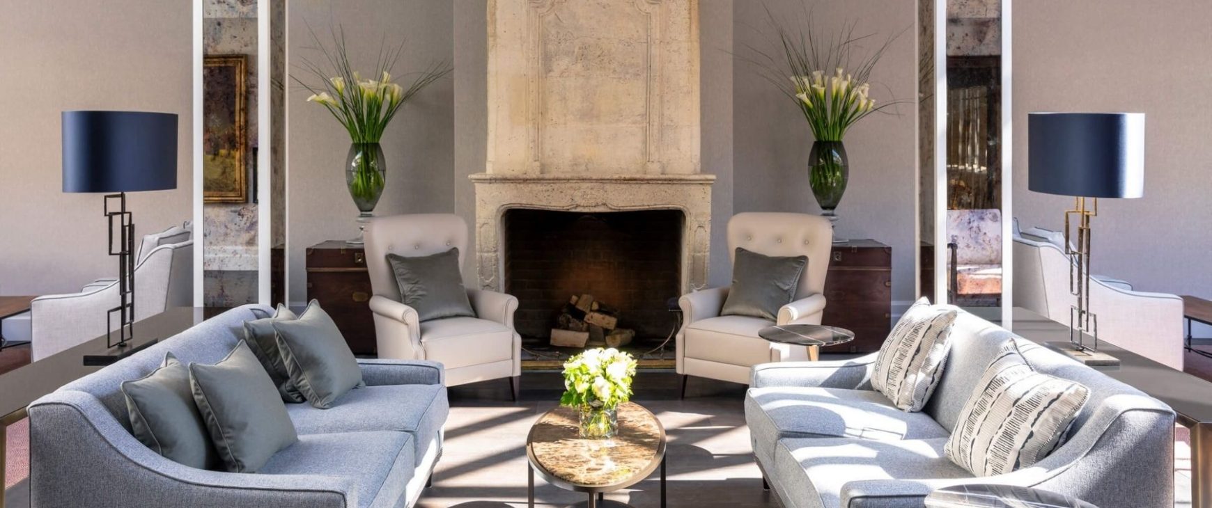 Bespoke sofas and upholstered armchairs in Wentworth Gold Club